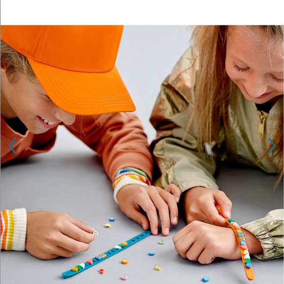 Bundle of SIX Lego dots bracelets - Picture 5 of 5